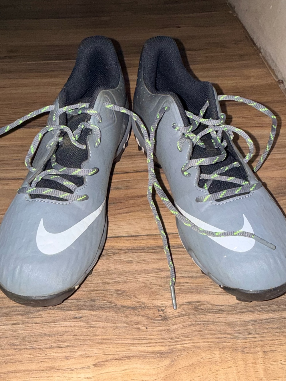 Nike Women’s Gray Athletic Cleats with Green-Accented Laces